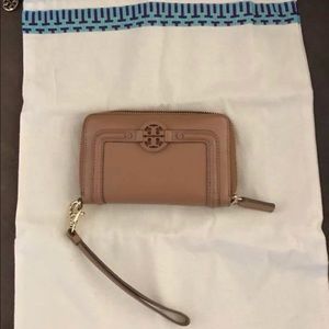 Tory Burch Wristlet Wallet